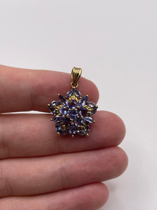 9ct gold tanzanite cluster pendant