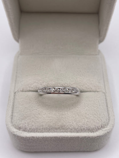 9ct white gold diamond ring