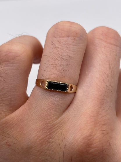 9ct gold onyx ring