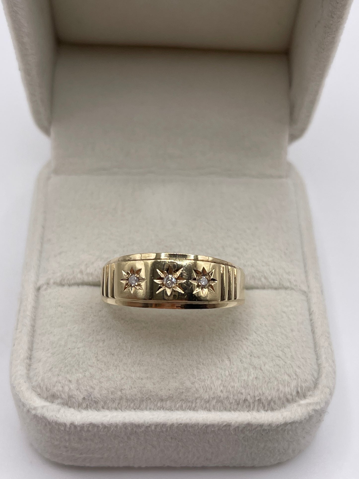 9ct gold diamond gypsy ring