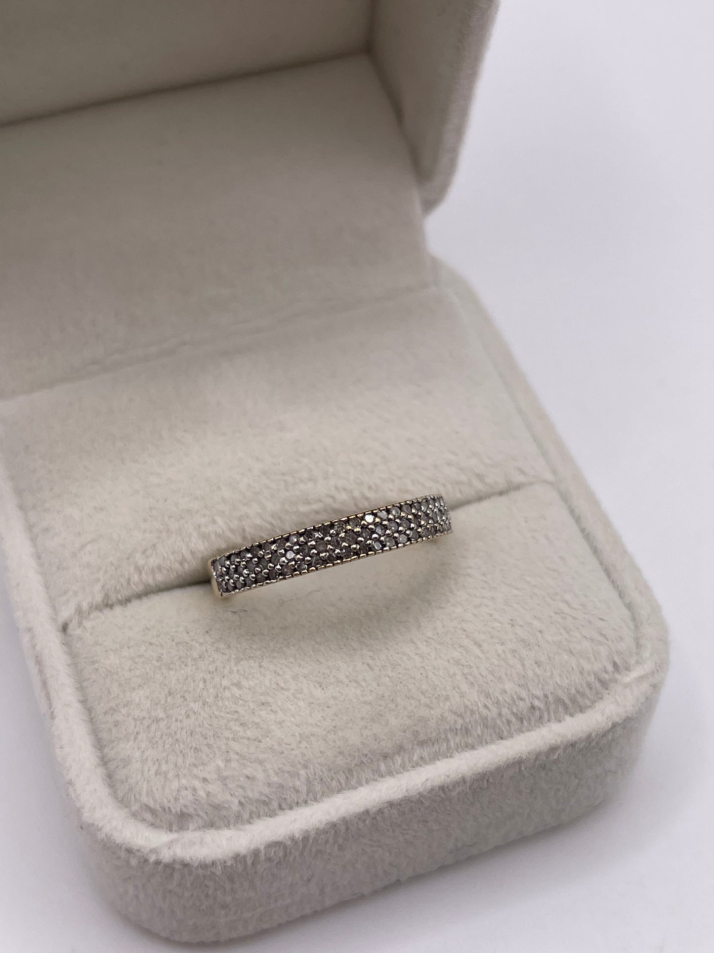 9ct gold diamond cluster ring