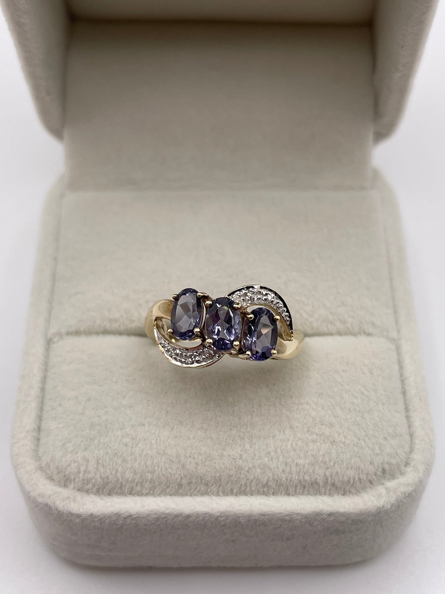9ct gold iolite and diamond ring