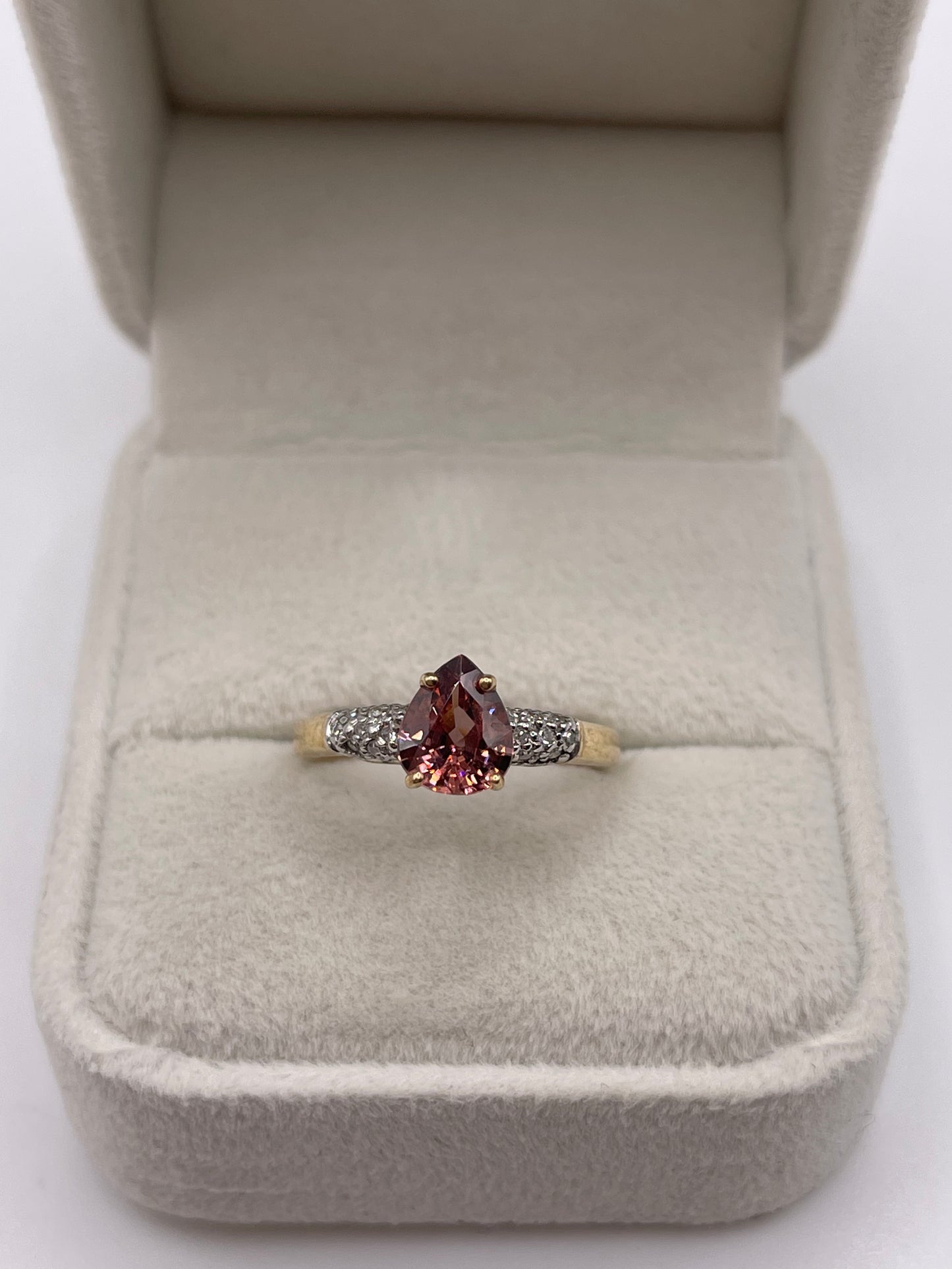 9ct gold tourmaline and diamond ring