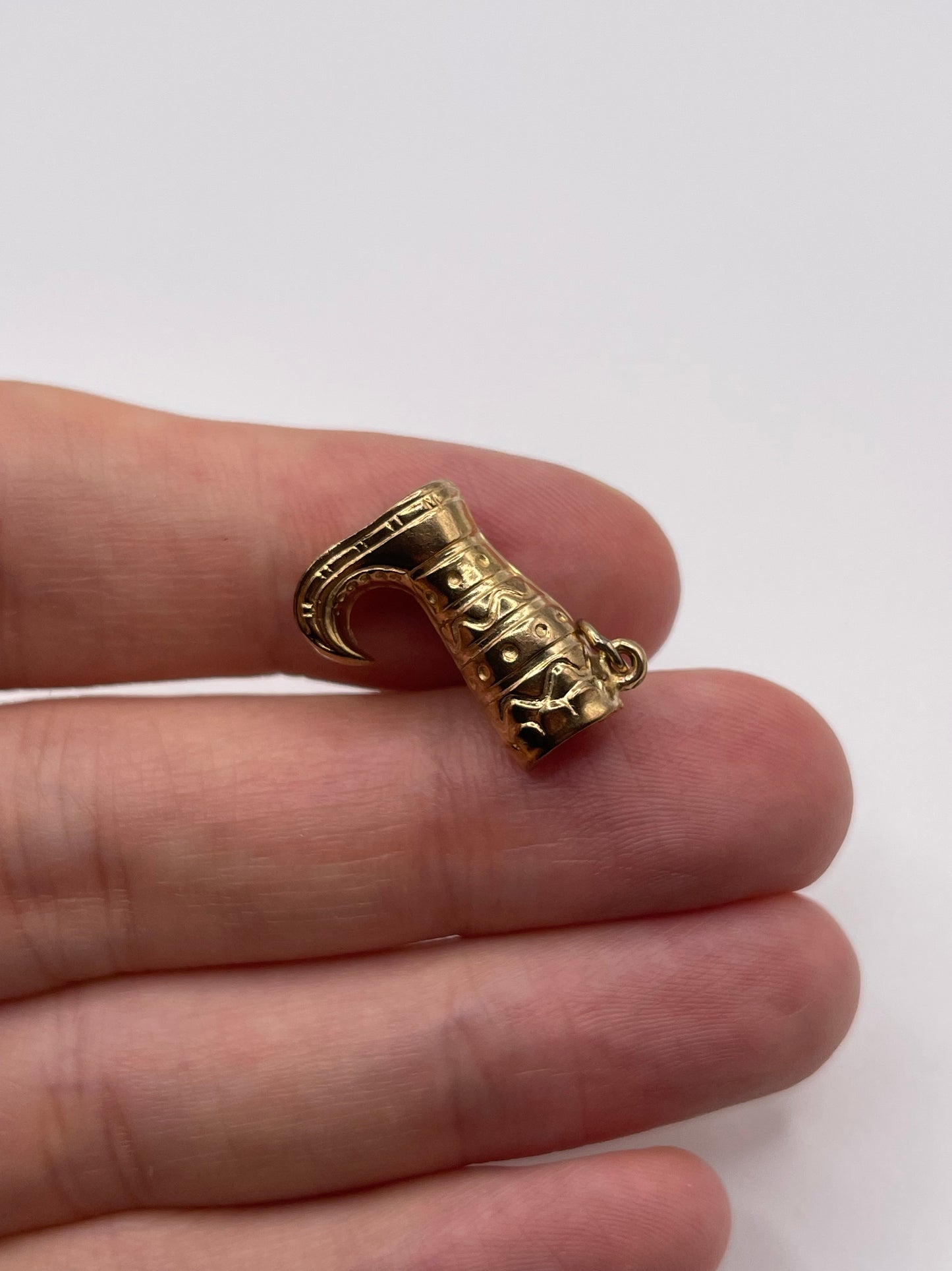 9ct gold jester boot charm