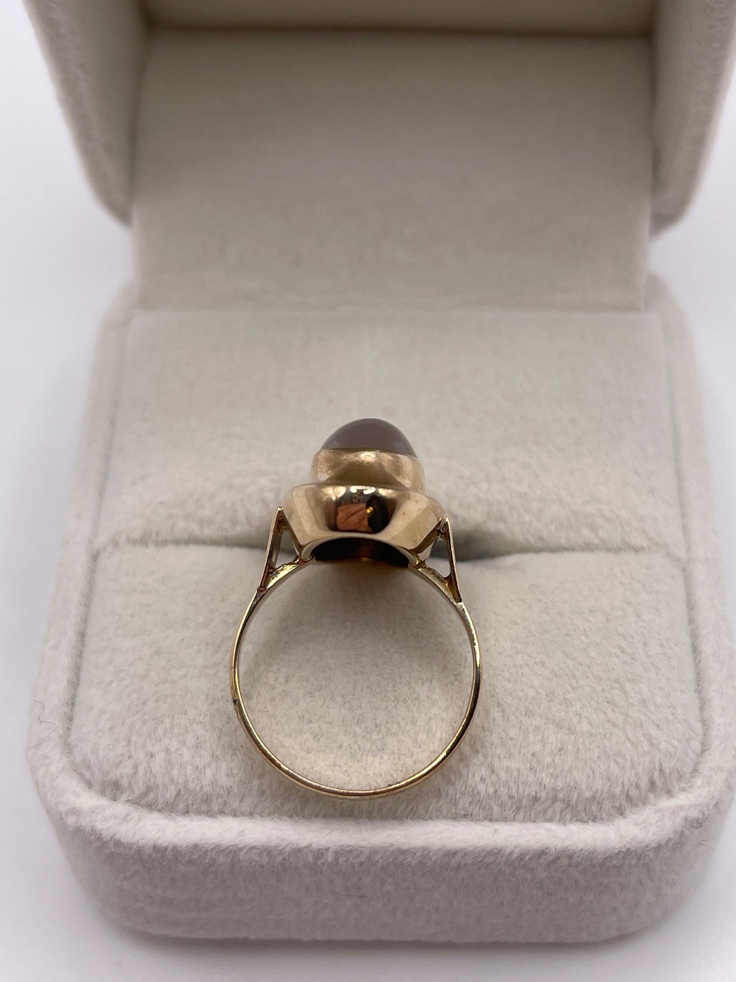 9ct gold agate ring