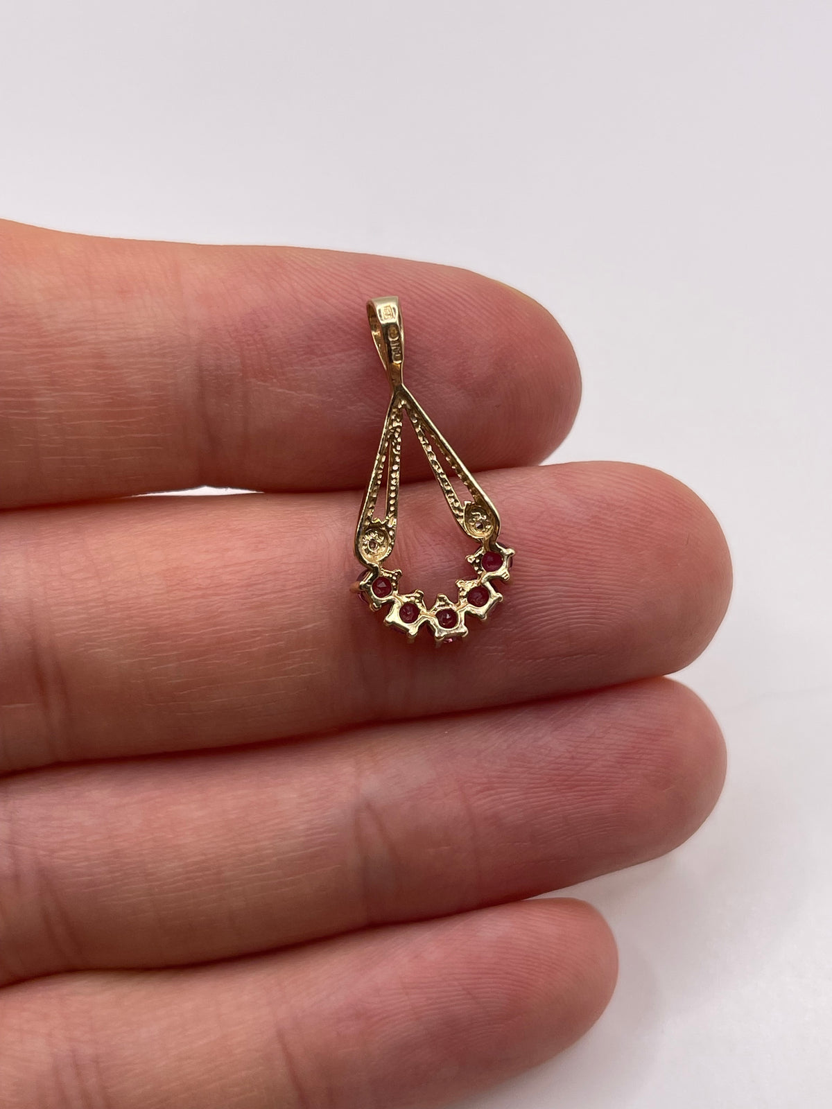 9ct gold ruby and diamond pendant