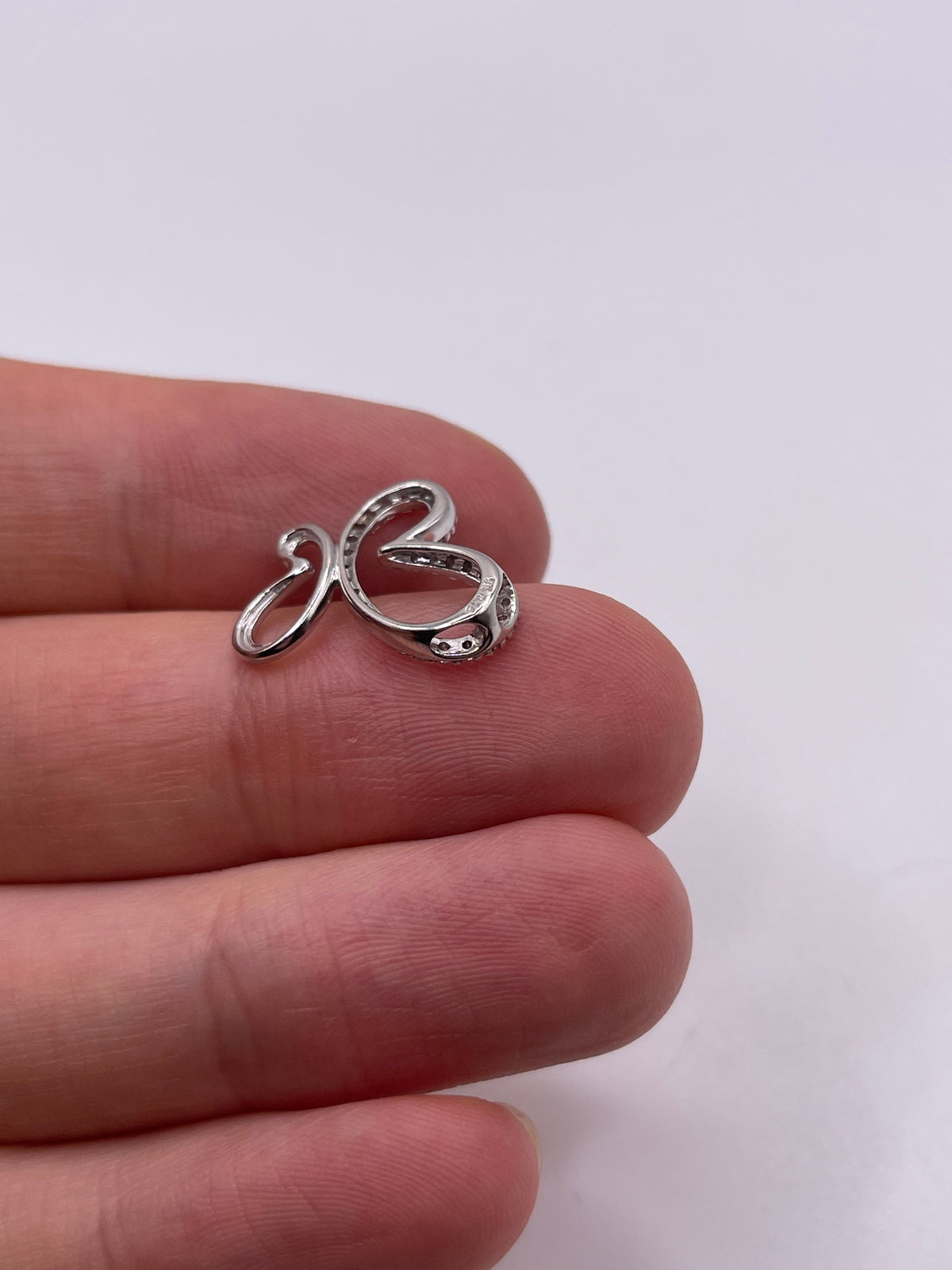 9ct white gold diamond butterfly pendant