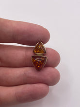 Load image into Gallery viewer, 9ct gold amber pendant
