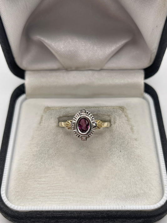 9ct gold garnet and diamond ring