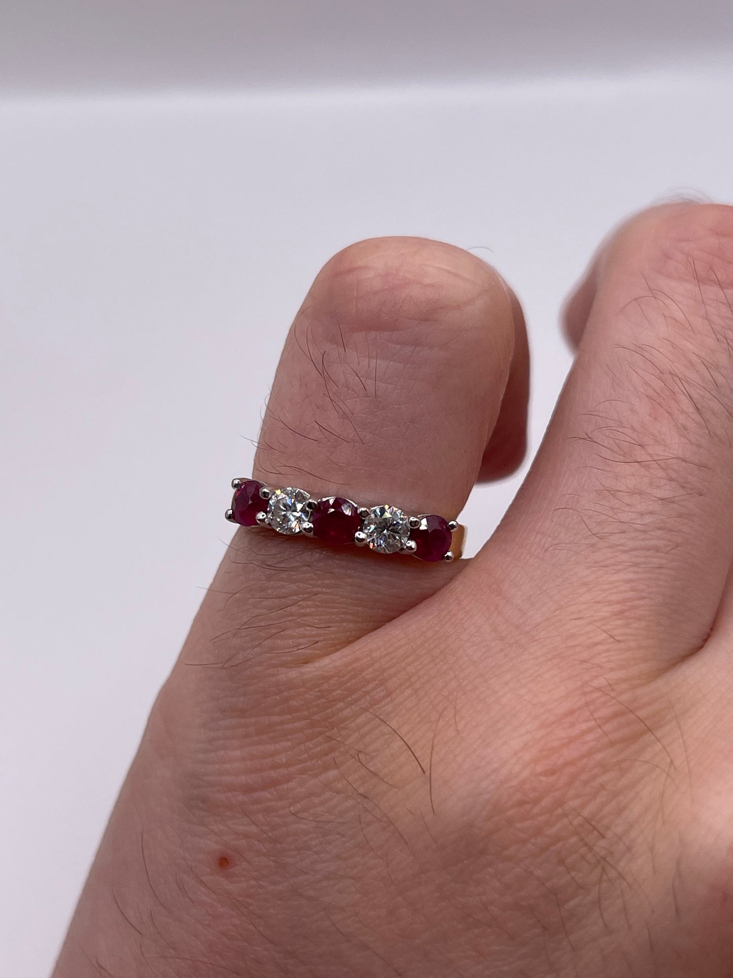 18ct gold ruby and diamond ring