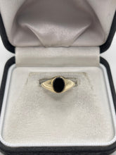 Load image into Gallery viewer, 9ct gold onyx signet ring
