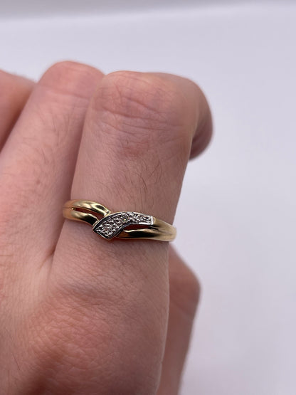9ct gold diamond ring