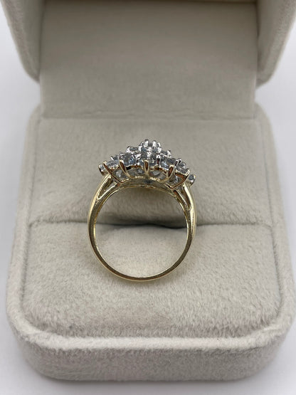 9ct gold aquamarine clusyer ring