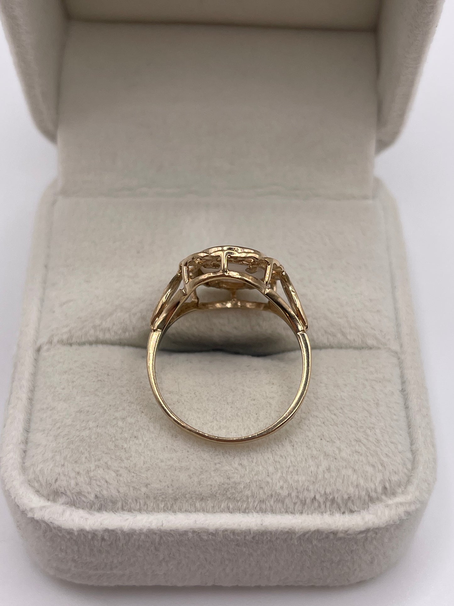 9ct gold opal ring