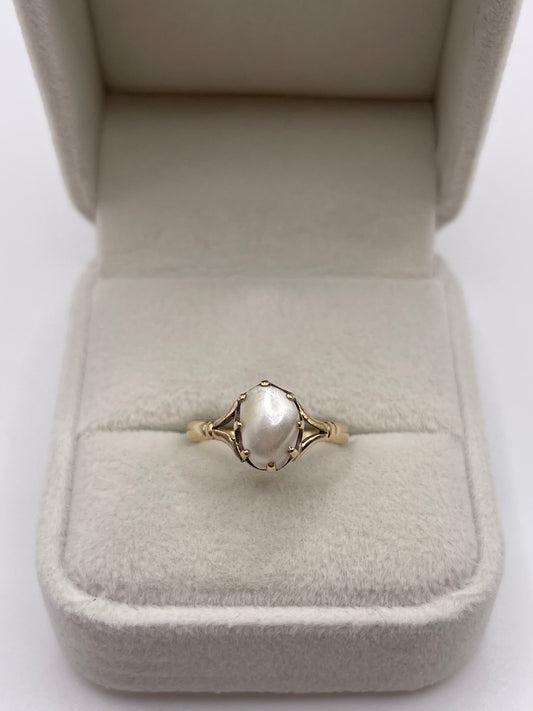 9ct gold pearl ring