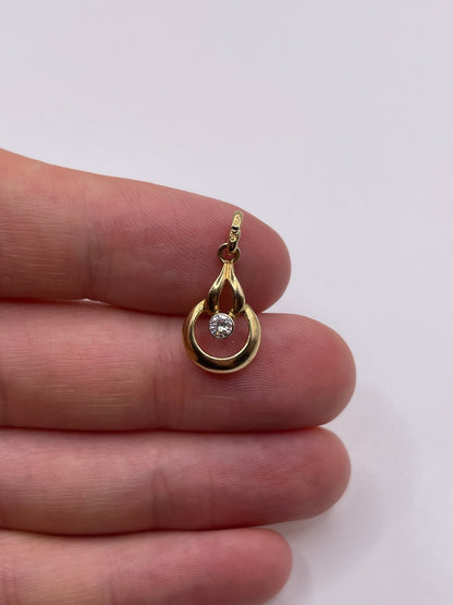 9ct gold diamond pendant