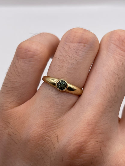 9ct gold quartz gypsy ring