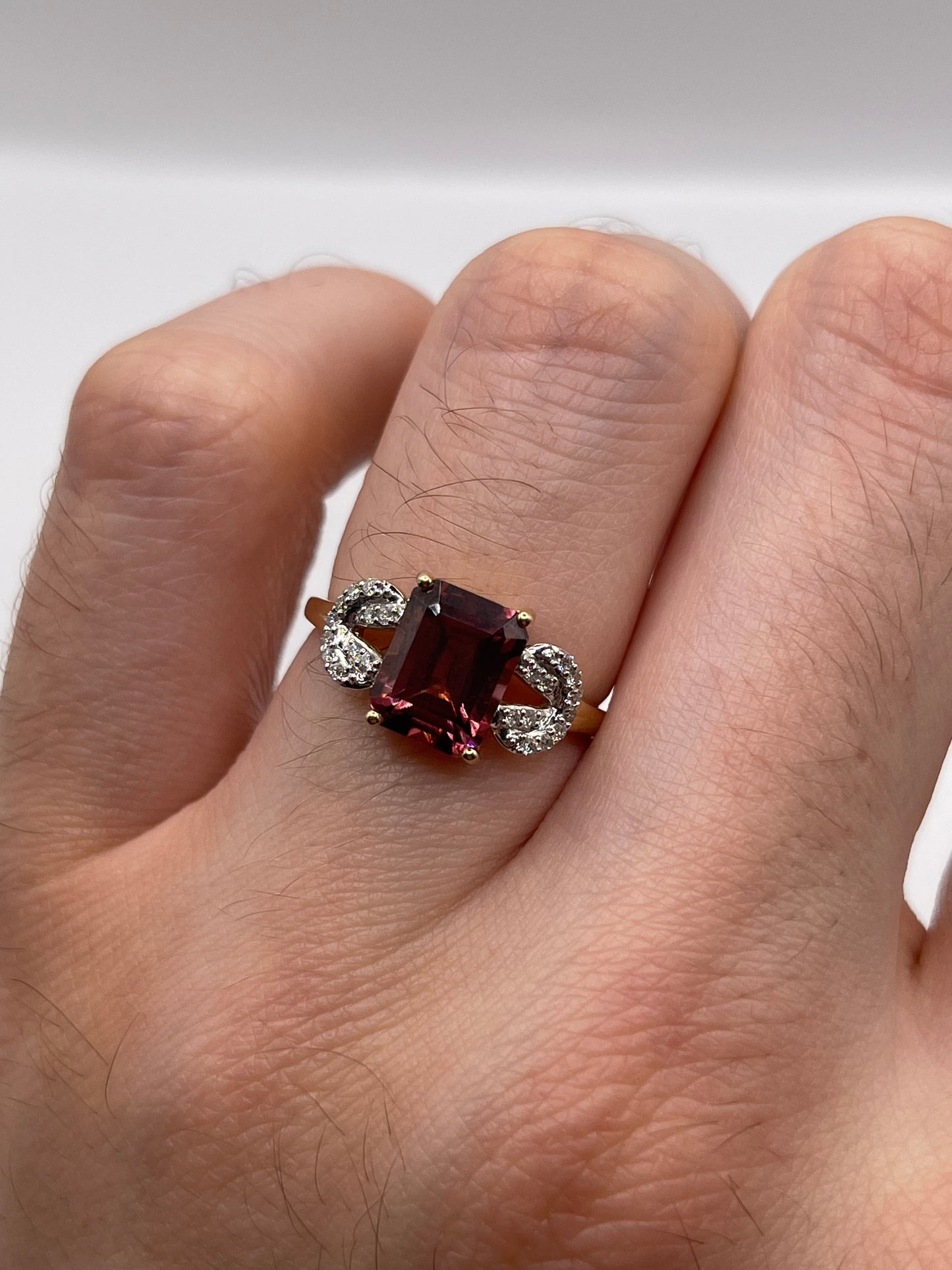 14ct gold tourmaline and diamond ring