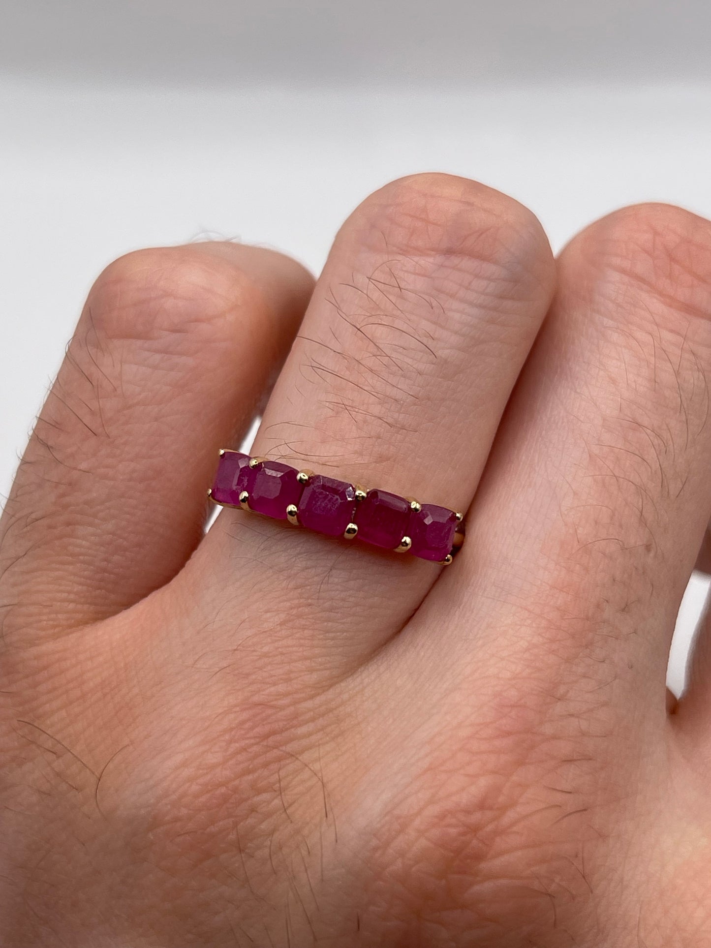 9ct gold ruby ring