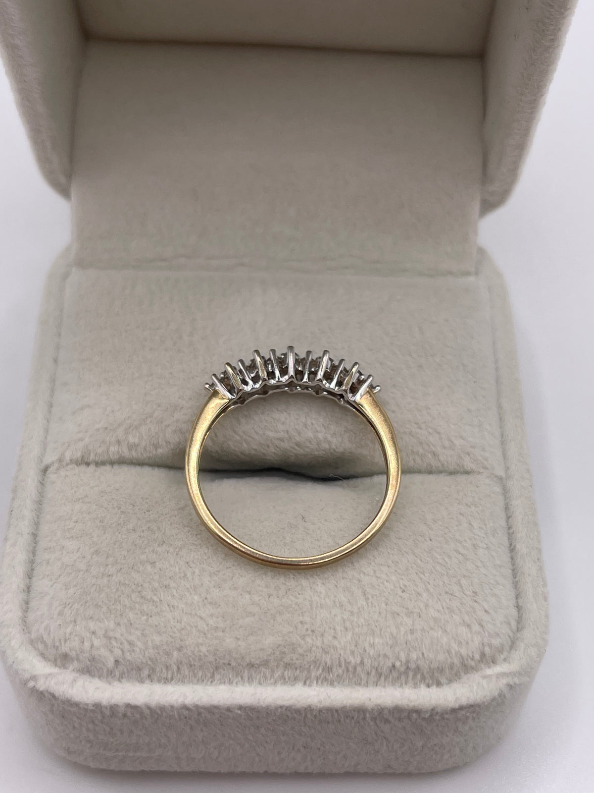 9ct gold diamond cluster ring