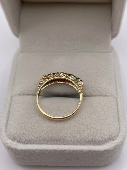 9ct gold garnet ring