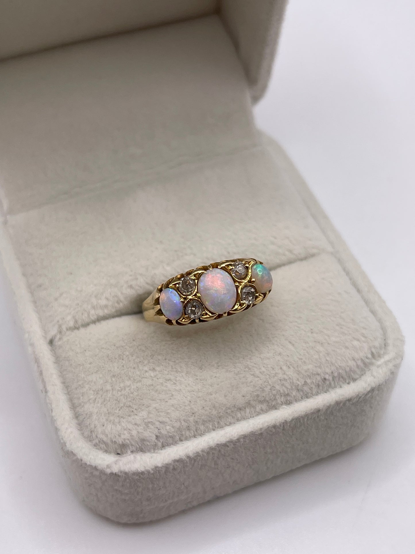 Antique 18ct gold opal and diamond ring