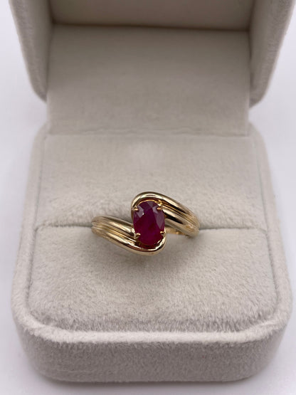 9ct gold ruby ring