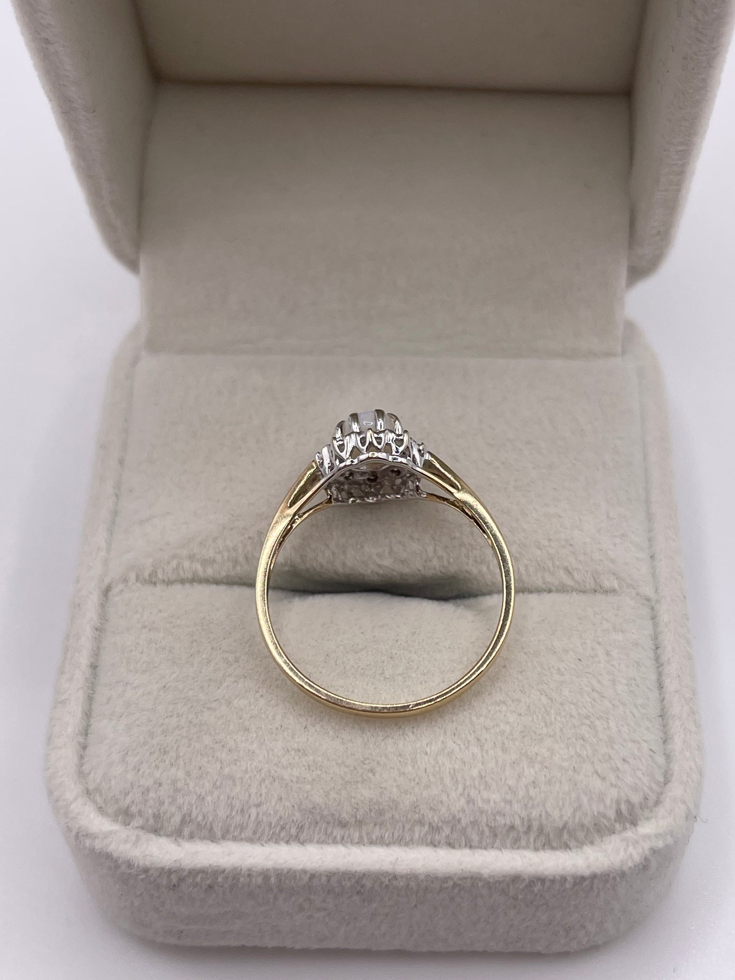 9ct gold opal and diamond ring