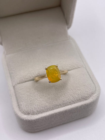 9ct gold opal ring