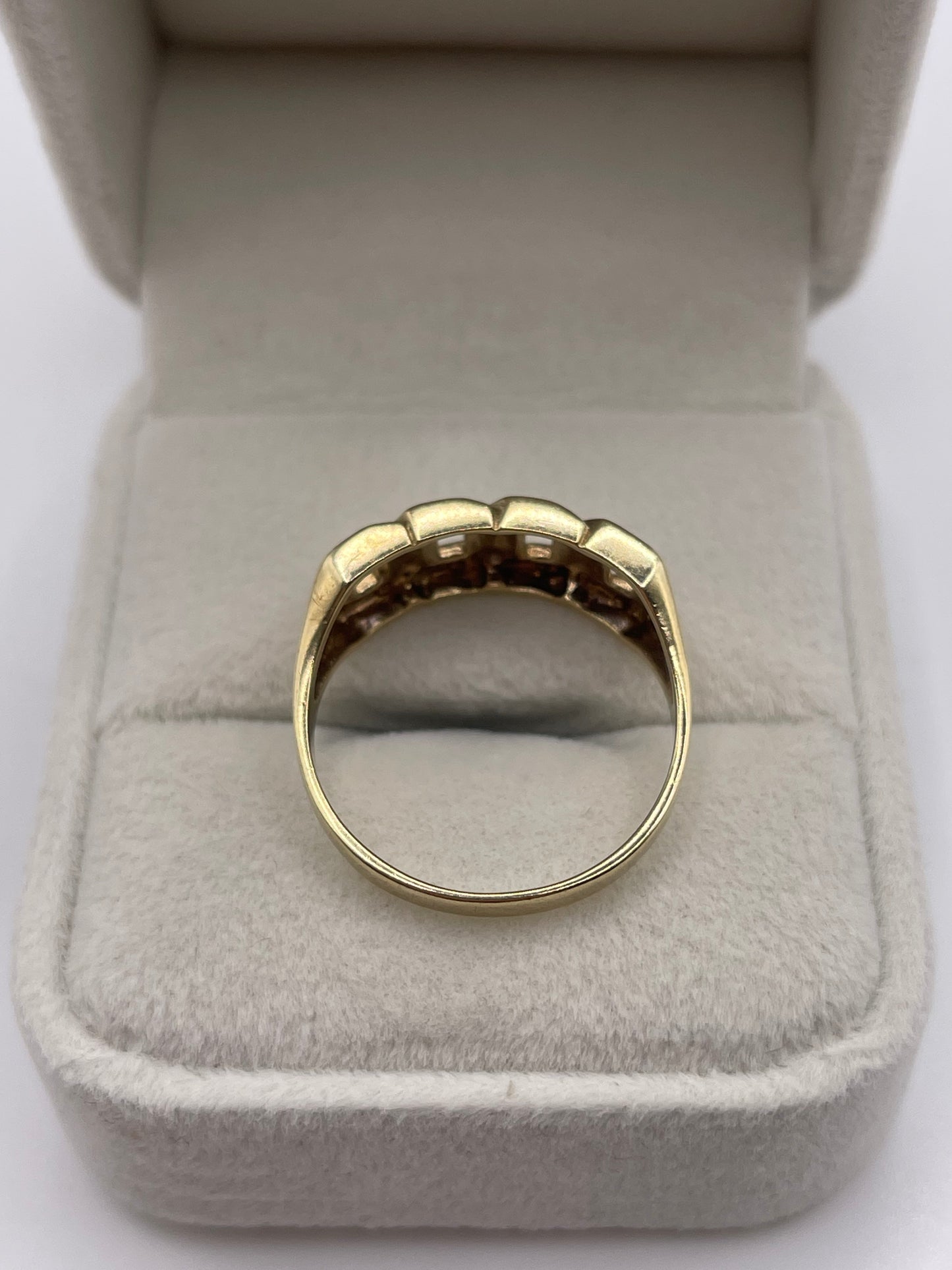 9ct gold link ring