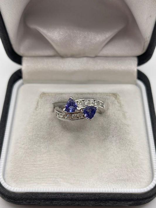 18ct white gold tanzanite and diamond ring