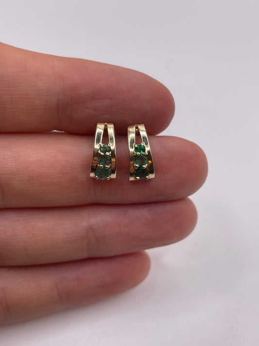 9ct gold emerald earrings