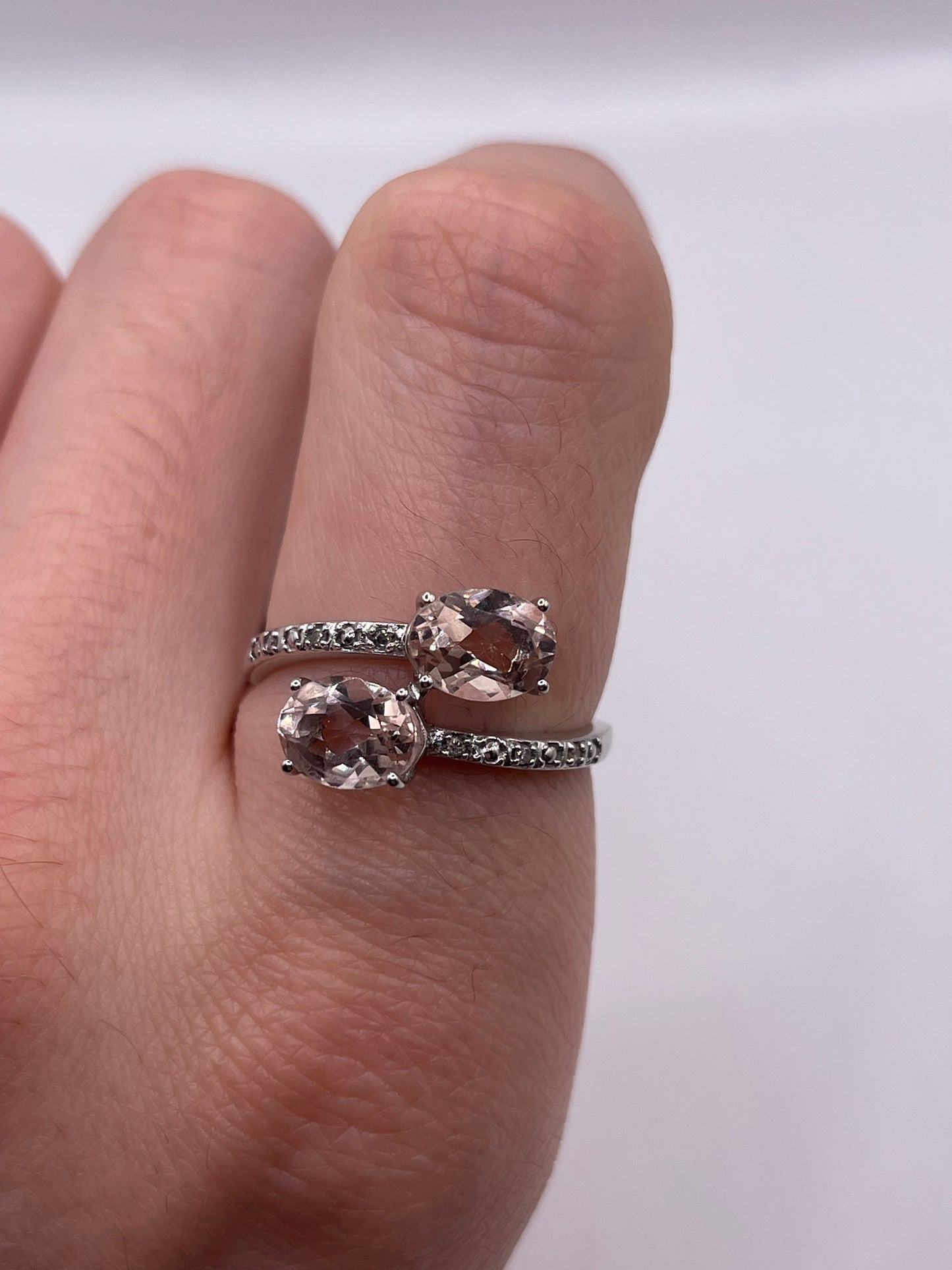 9ct white gold morganite and diamond ring