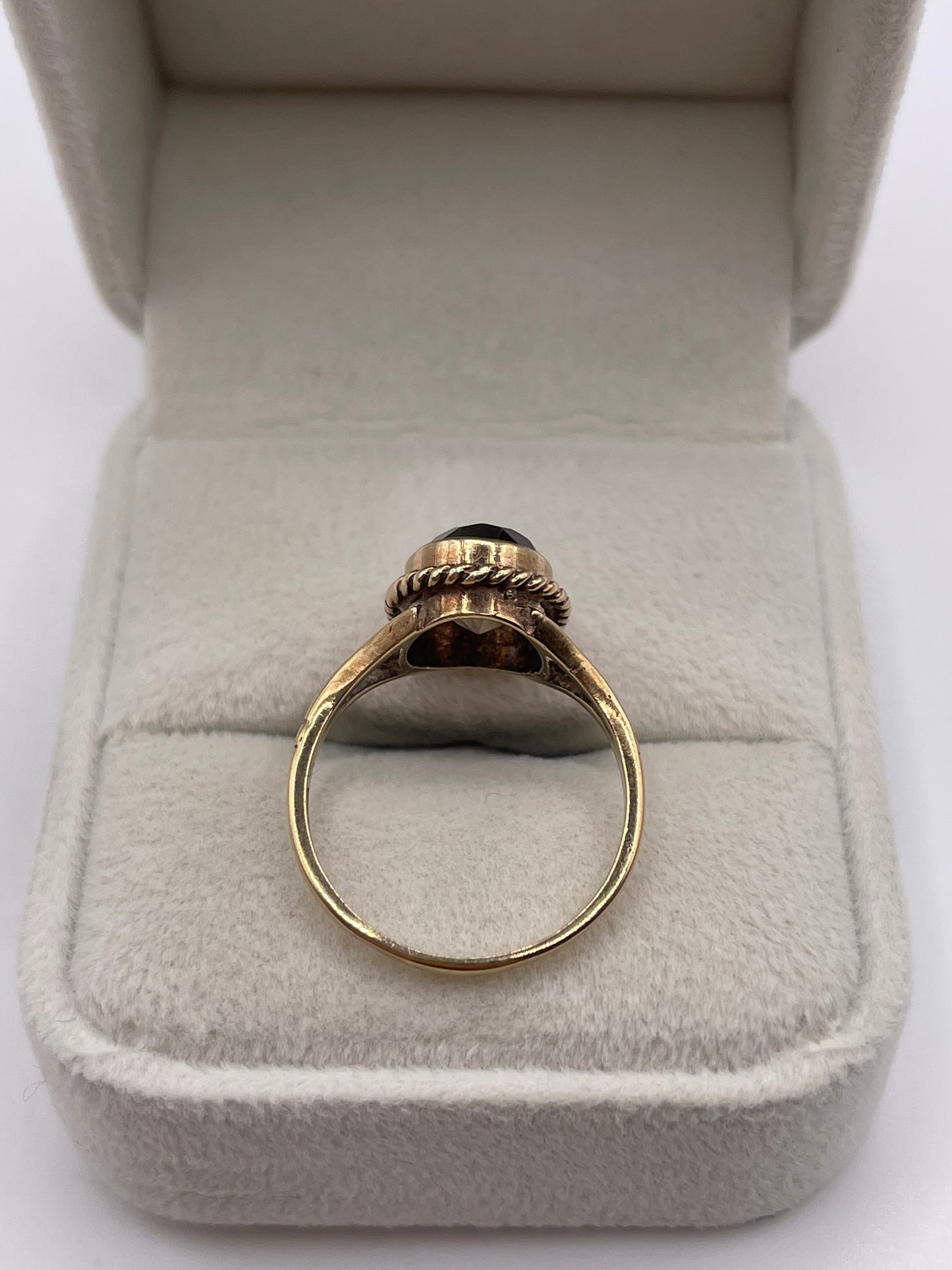 9ct gold Smokey quartz ring