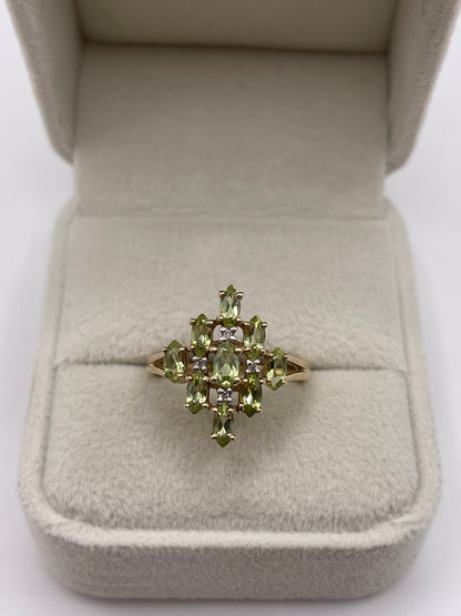 9ct gold peridot and diamond ring