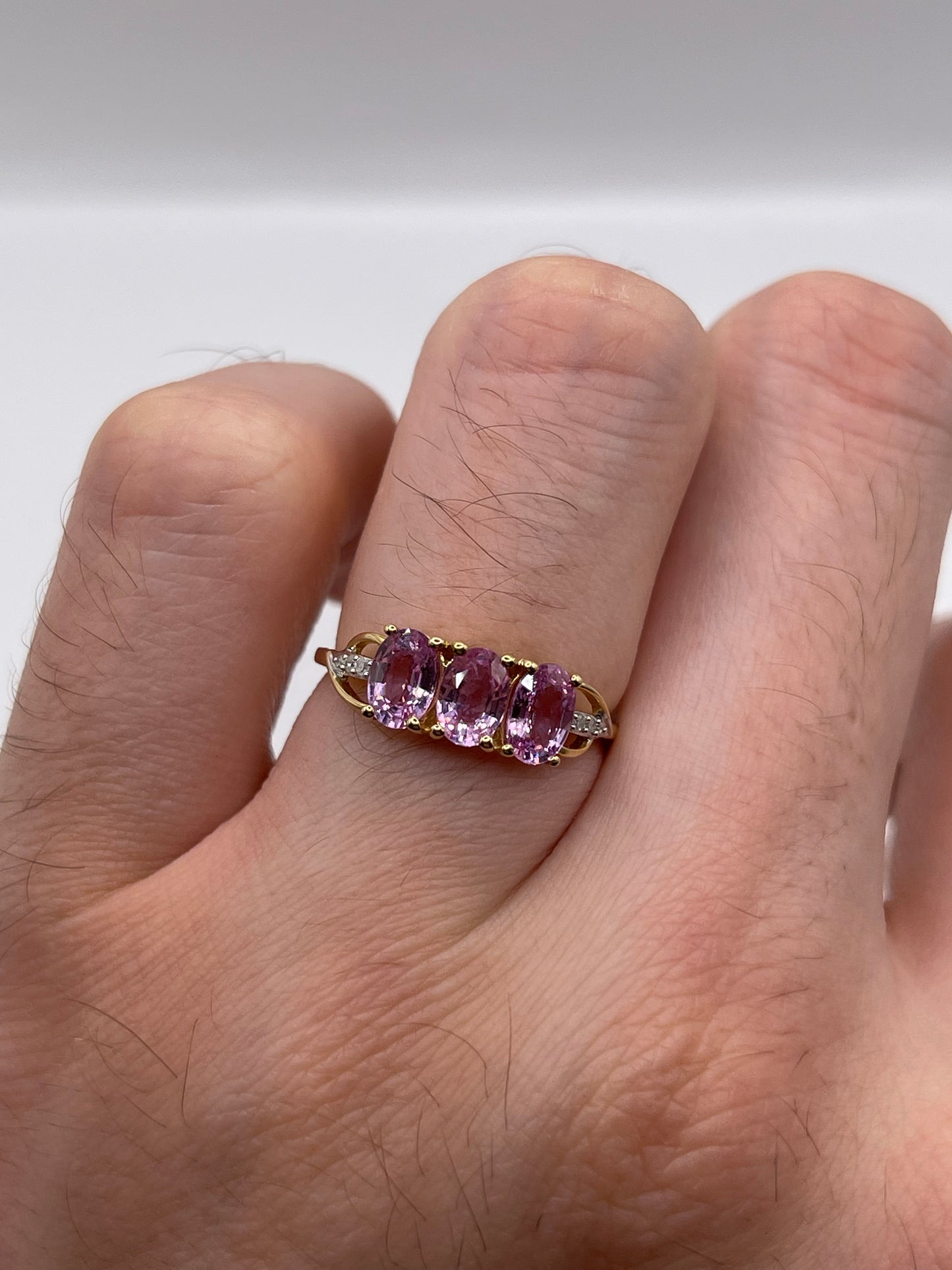 9ct gold pink sapphire and diamond ring