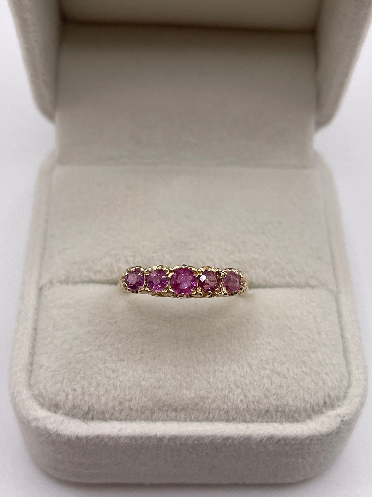 9ct gold ruby ring