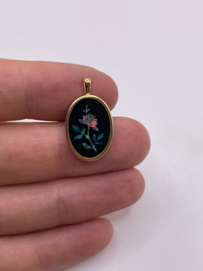 9ct gold onyx and opal pendant