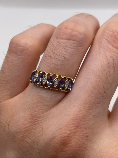 9ct gold tanzanite and diamond ring