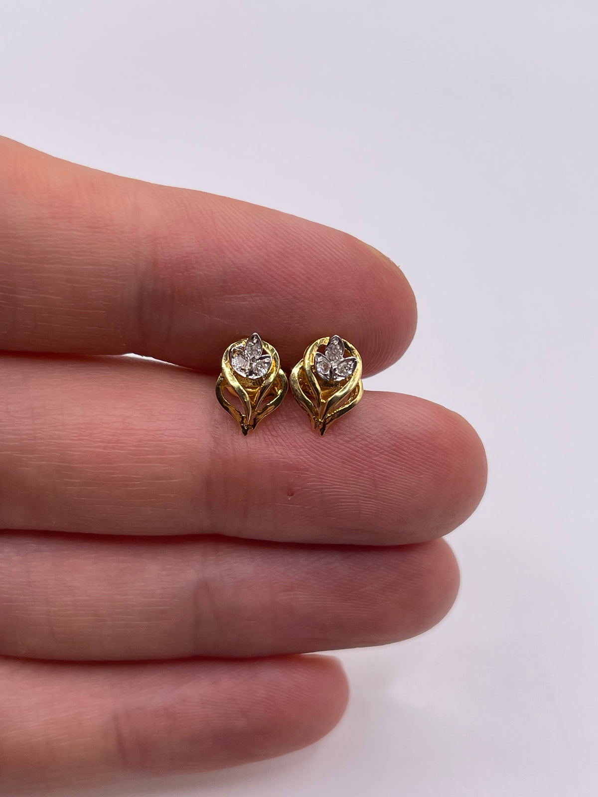 14ct gold diamond earrings