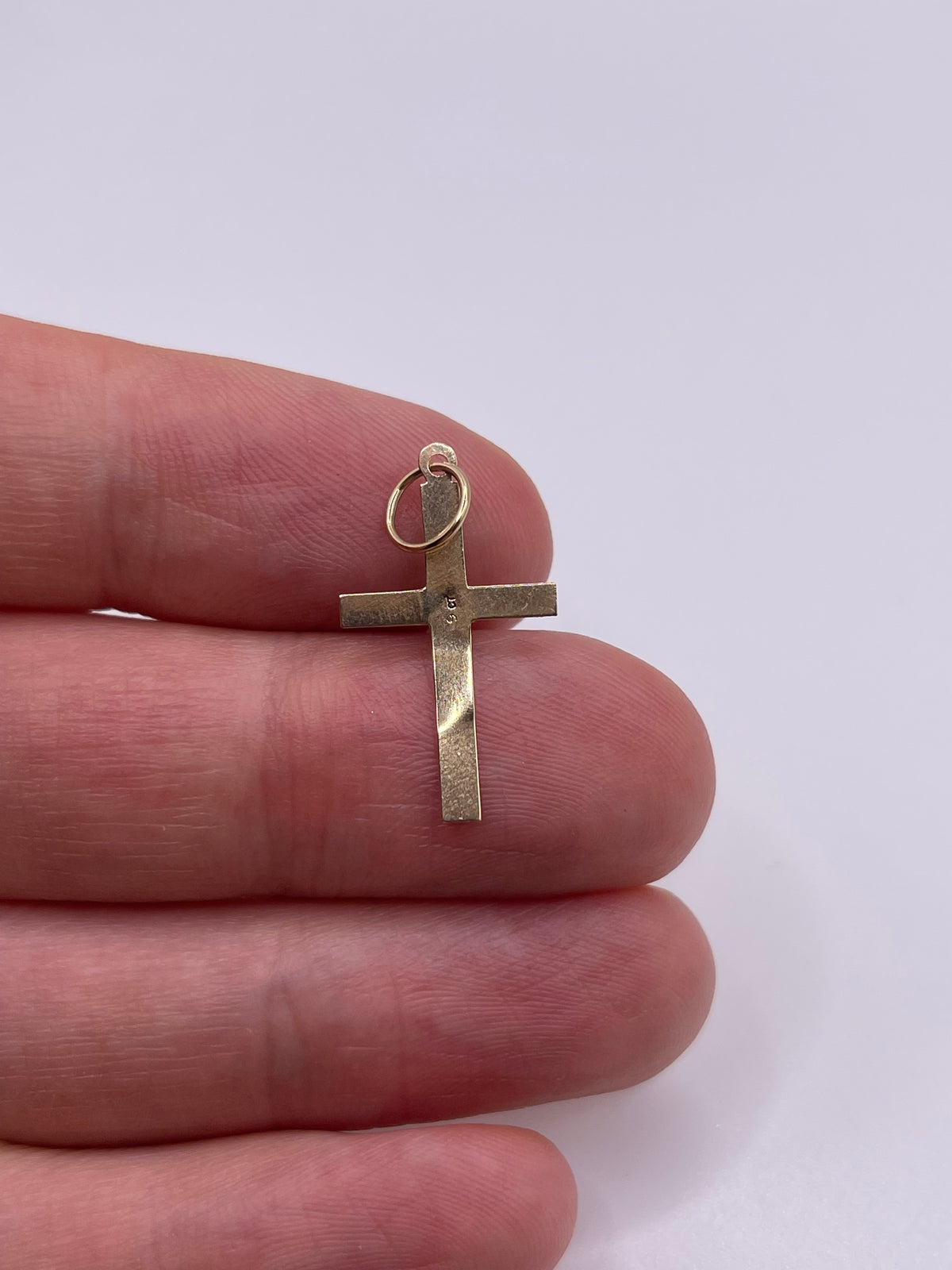 9ct gold ruby cross pendant