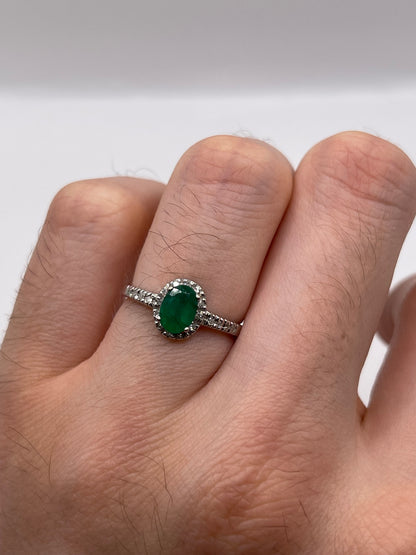18ct white gold emerald and diamond ring
