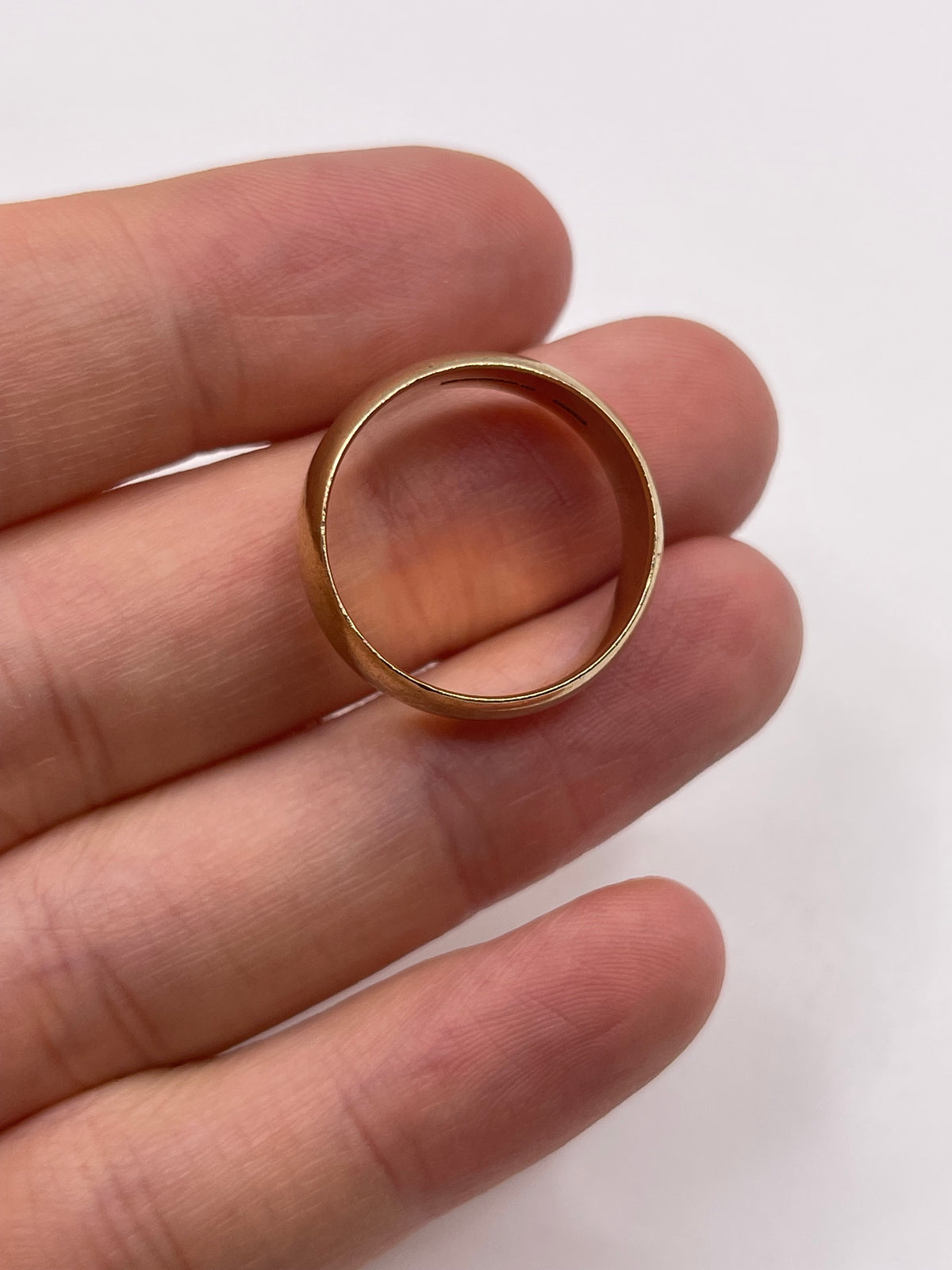 9ct gold band