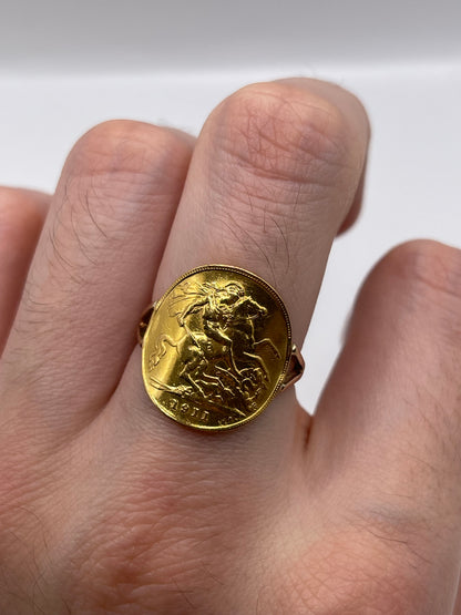 22ct gold half sovereign ring - 9ct band