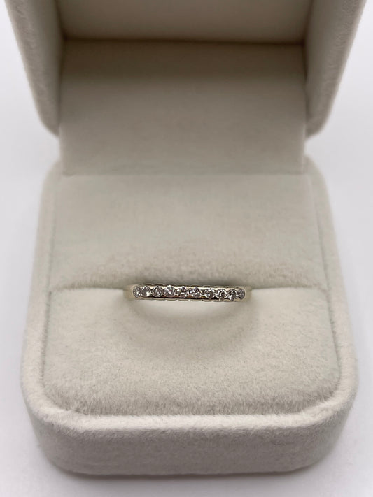 18ct white gold diamond ring