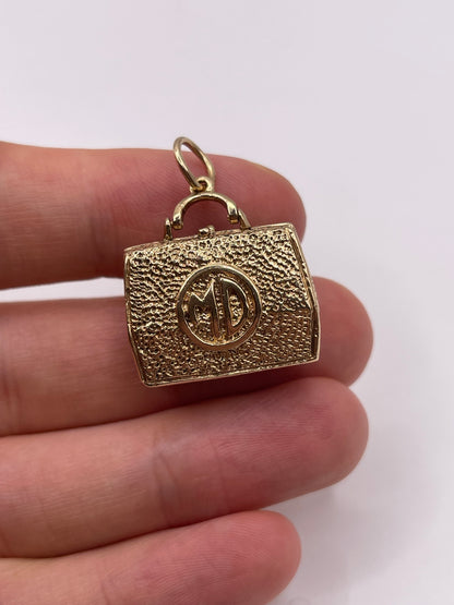 Heavy 9ct gold doctors bag charm