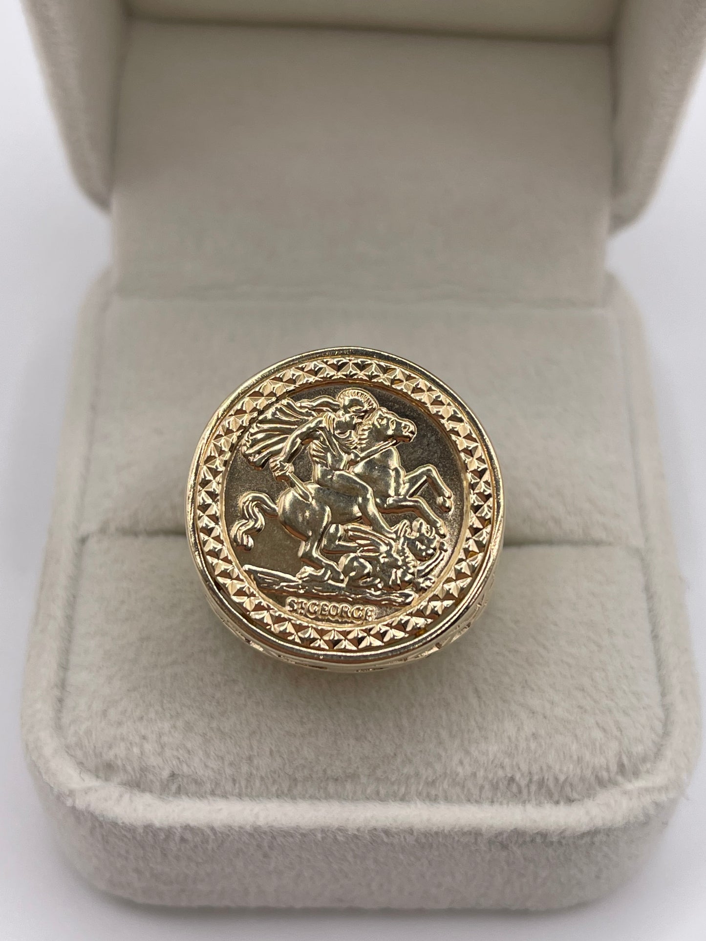 9ct gold St George medallion ring