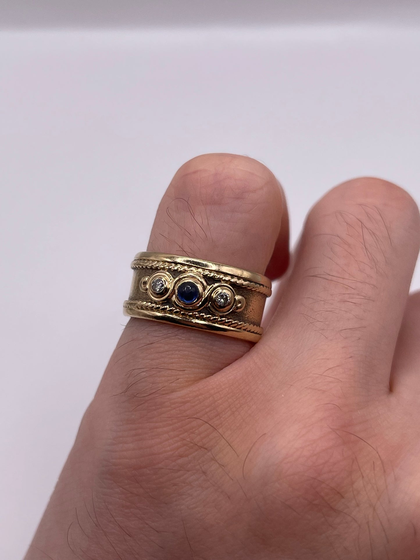 9ct gold cabochon sapphire and diamond ring