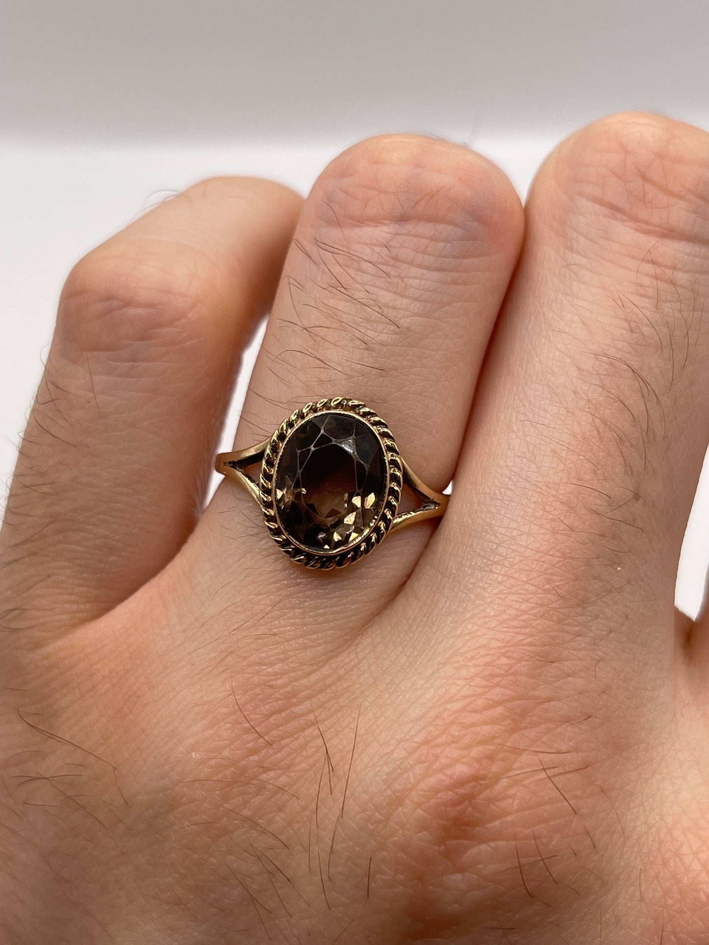 9ct gold Smokey quartz ring