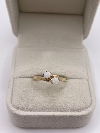 9ct gold opal ring